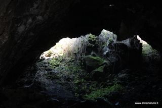 Grotta Mezza Sciara Galifi